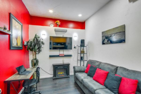 7 Mi to Downtown Dallas WFH-Friendly Studio